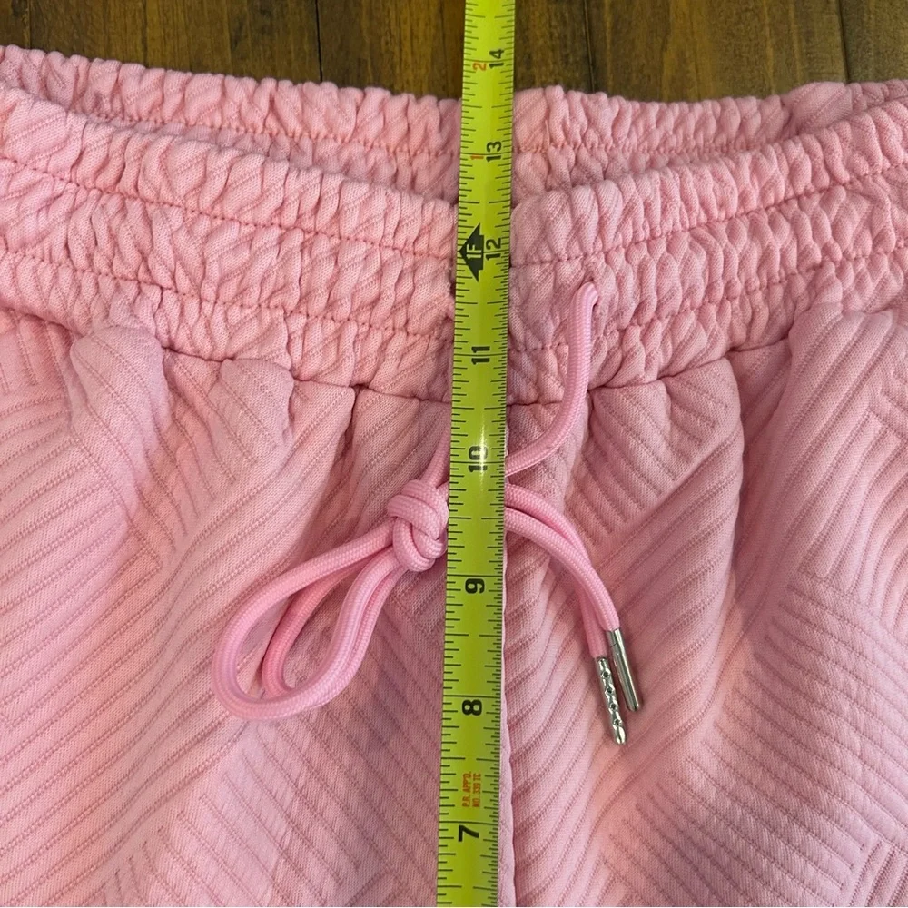 Patterned Cropped Pant & Top Set NWT - Picture 12 of 13